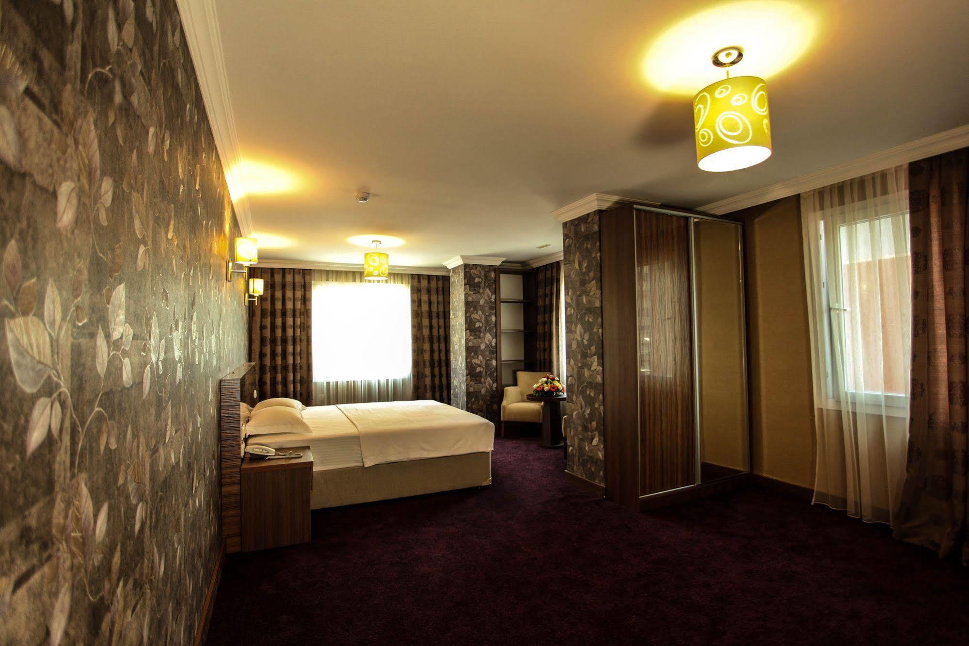 Grand Akcali Otel İskenderun Esterno foto