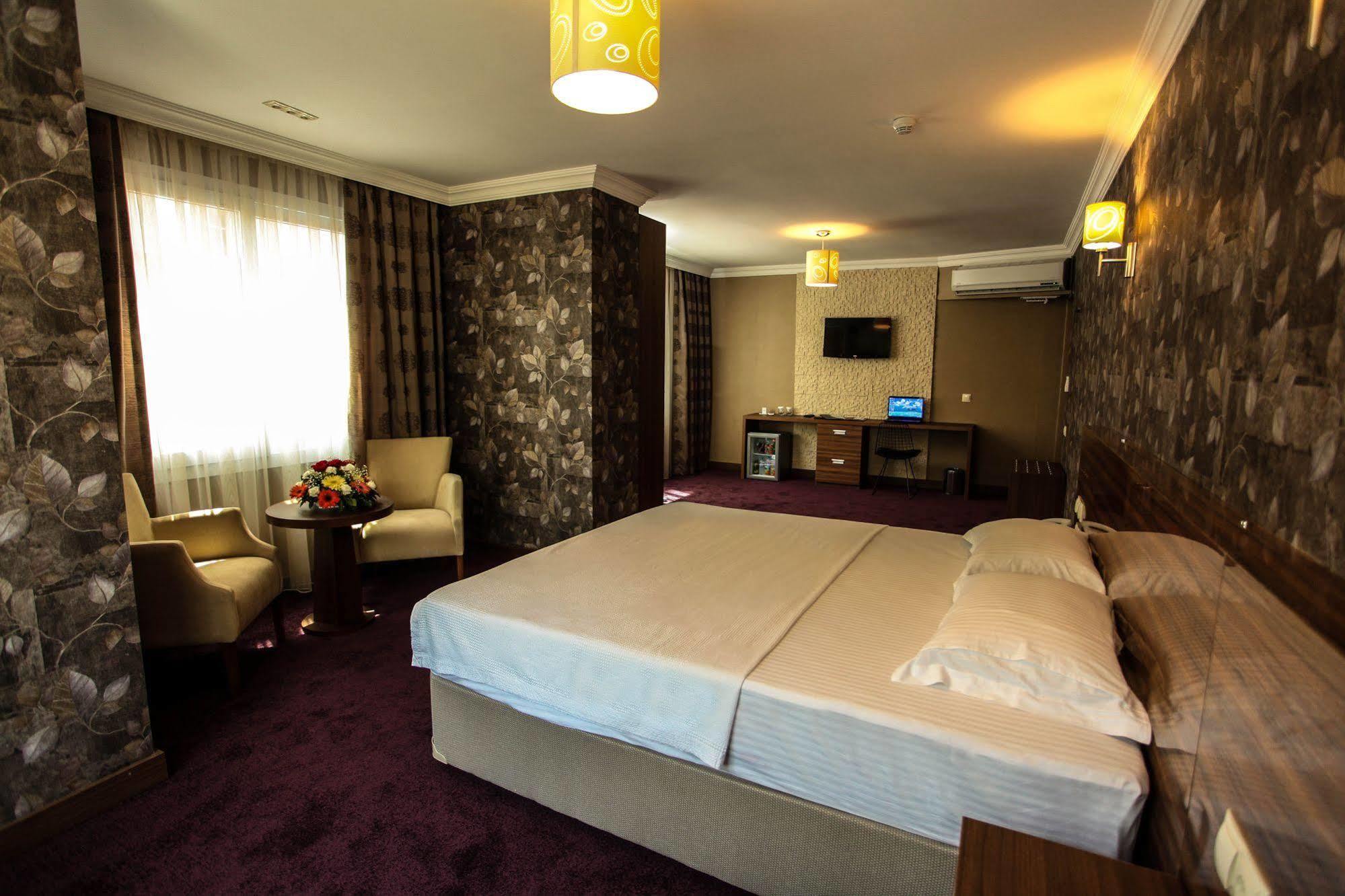 Grand Akcali Otel İskenderun Esterno foto