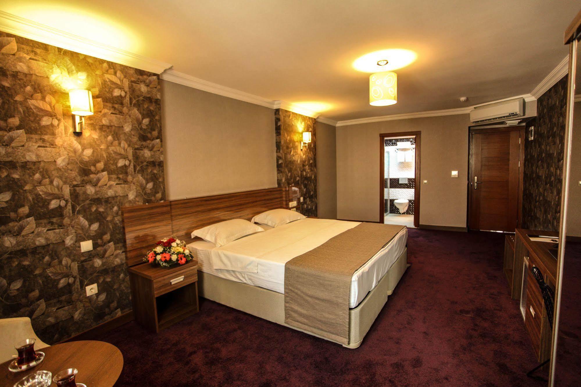 Grand Akcali Otel İskenderun Esterno foto